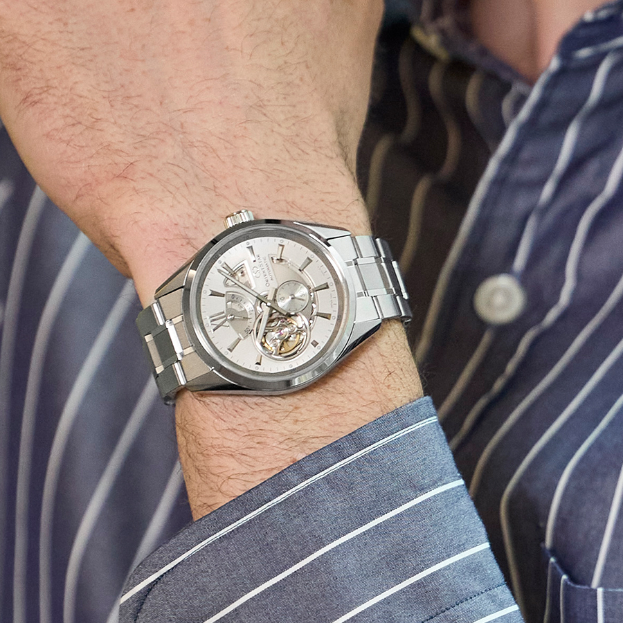 ORIENT STAR（オリエントスター） モダンスケルトン RK-AV0125S メンズ