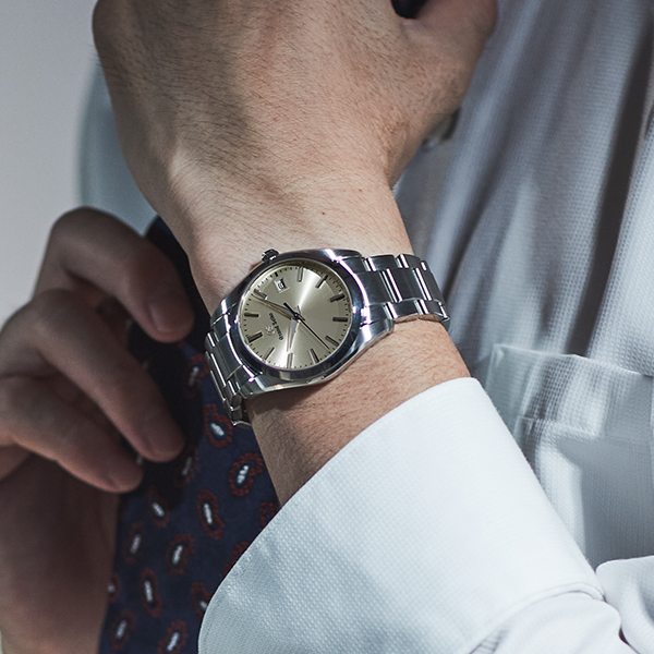 グランドセイコー ショップオリジナル 流通限定モデル 9F クオーツ SBGX351 メンズ 腕時計 厚銀放射ダイヤル ブルースチール針 9F62