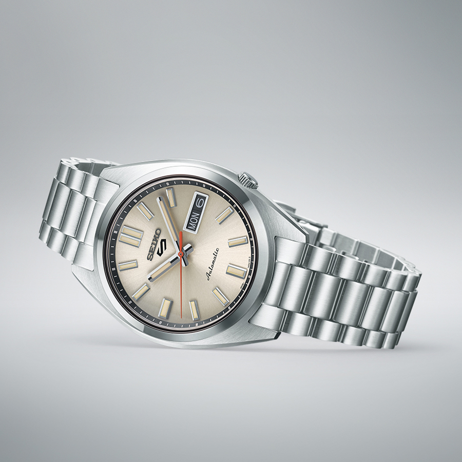 格安即決 セイコー Sports 5 Seiko 5スポーツ スタイル スポーツ SNXS 時計