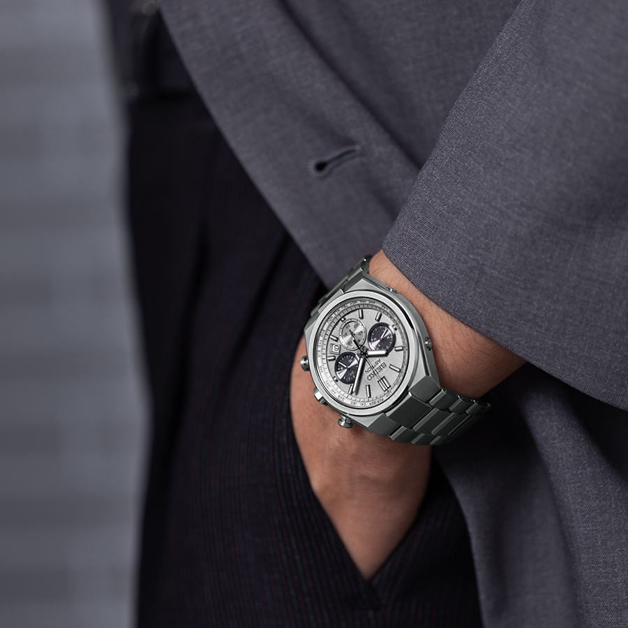 seiko 海外モデル　ソーラー　腕時計　クロノグラフ　黒　ラバーベルト　美品 セイコー クロノグラフ ソーラー 電波（腕時計、懐中時計