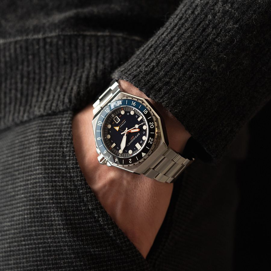 スピニカー DUMAS デュマ GMT SP-5119-22 メンズ 腕時計 機械式 自動巻き 30気圧防水 蓄光 ネイビーダイヤル 替えバント付きの画像