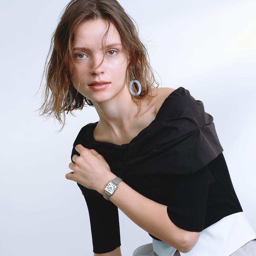 セイコー セレクション FRAY I.D コラボレーション 限定モデル SSEH009 レディース 腕時計 クオーツ 電池式 革ベルト グレー ファッション 腕時計、アクセサリー レディース腕時計 セイコー セレクション FRAY I.D コラボレーション 限定モデル SSEH009 レディース 腕時計 クオーツ 電池式 革ベルト グレー ファッション 腕時計、アクセサリー レディース腕時計