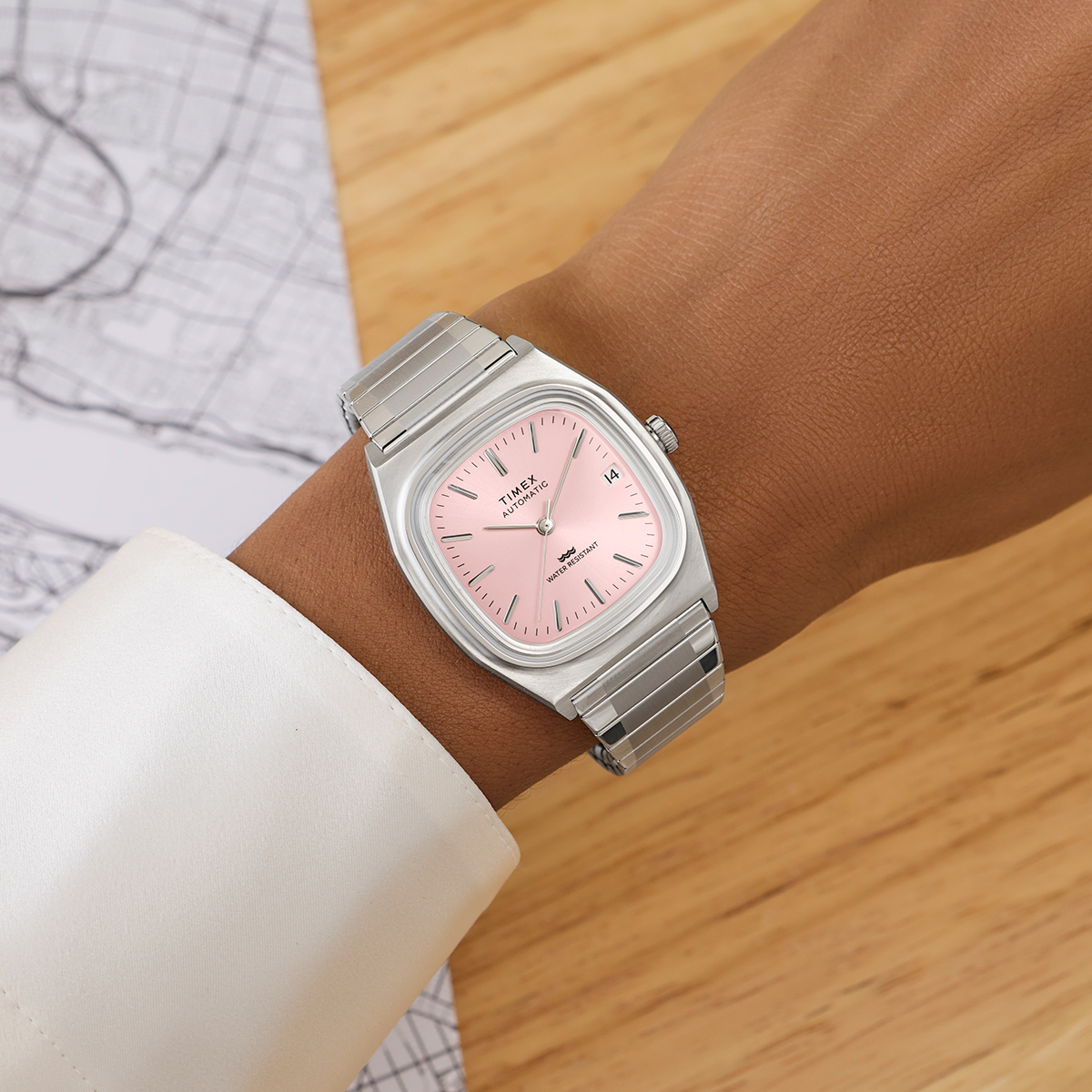 TIMEXレディース腕時計 エレガントスタイル ピンク 新品未使用 米国の腕時計ブランド「TIMEX /タイメックス」は乳がん啓発のイメージ