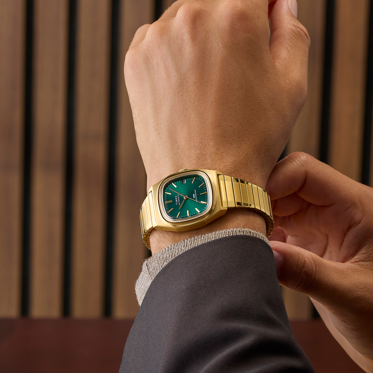 TIMEX（タイメックス） 4月3日発売 1983 E-Line 復刻 シーズン限定