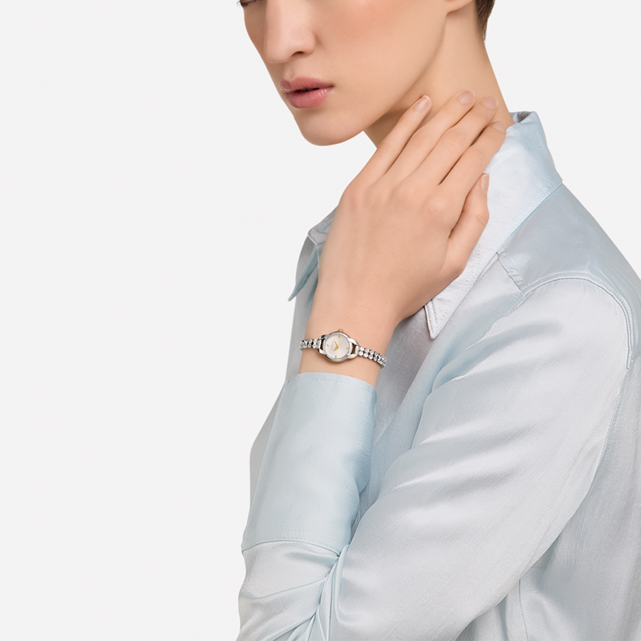 FURLA（フルラ） ミニシェイプ 2針 クリスタルチェーン WW00064009L1