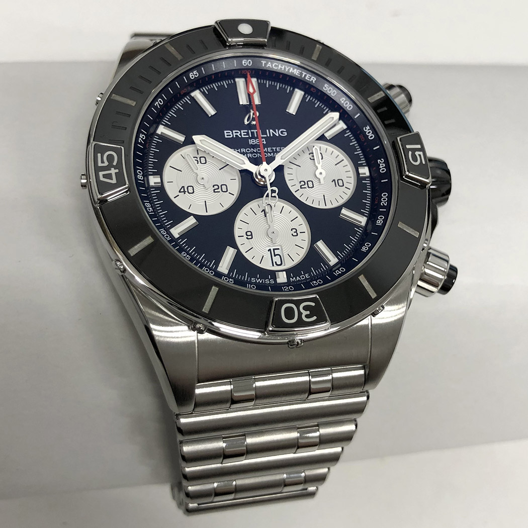 ブライトリング スーパークロノマット B01 44 黒文字盤 ステンレス 自動巻き AB0136251B1A1 AB0136 BREITLING  腕時計 メンズ ウォッチ 男性用 中古