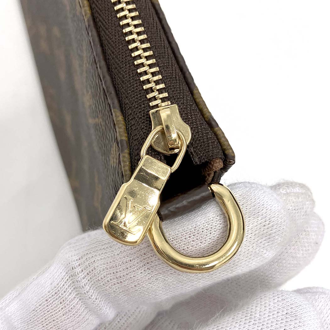 美品　ルイヴィトン　ポーチ　ショルダーバッグ LOUIS VUITTON（ルイ・ヴィトン） ポシェットアクセソワール M82766