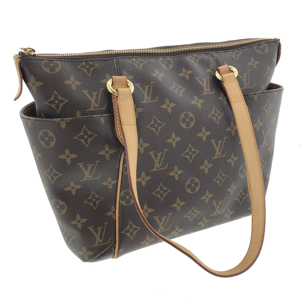 LOUIS VUITTON モノグラム トータリーPM M56688 ショルダー 肩掛け