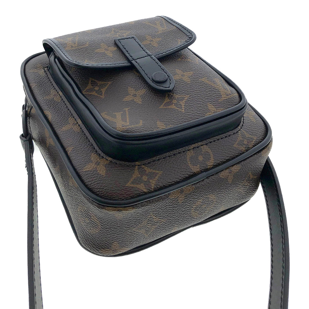 LOUIS VUITTON クリストファー ウエアラブル ウォレット M69404