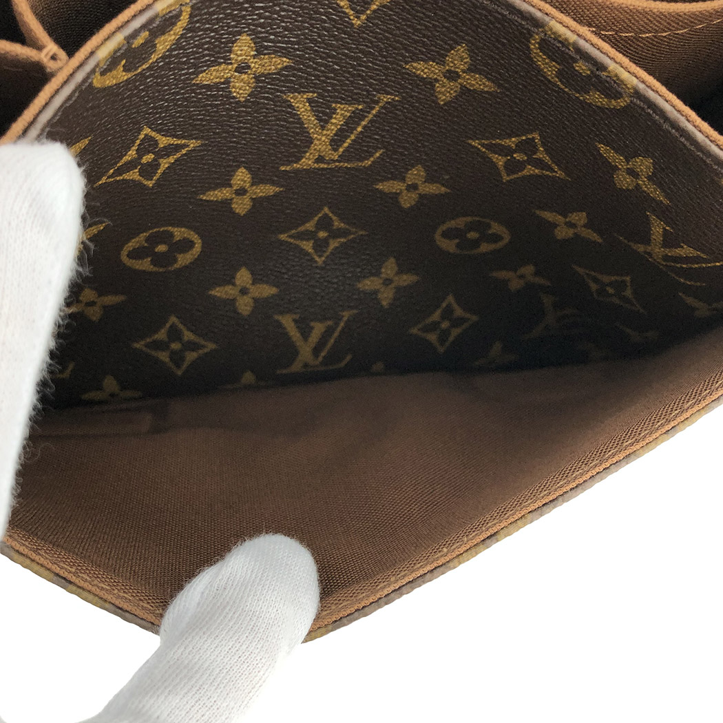 LOUIS VUITTON（ルイ・ヴィトン） メッセンジャー ボスフォールPM