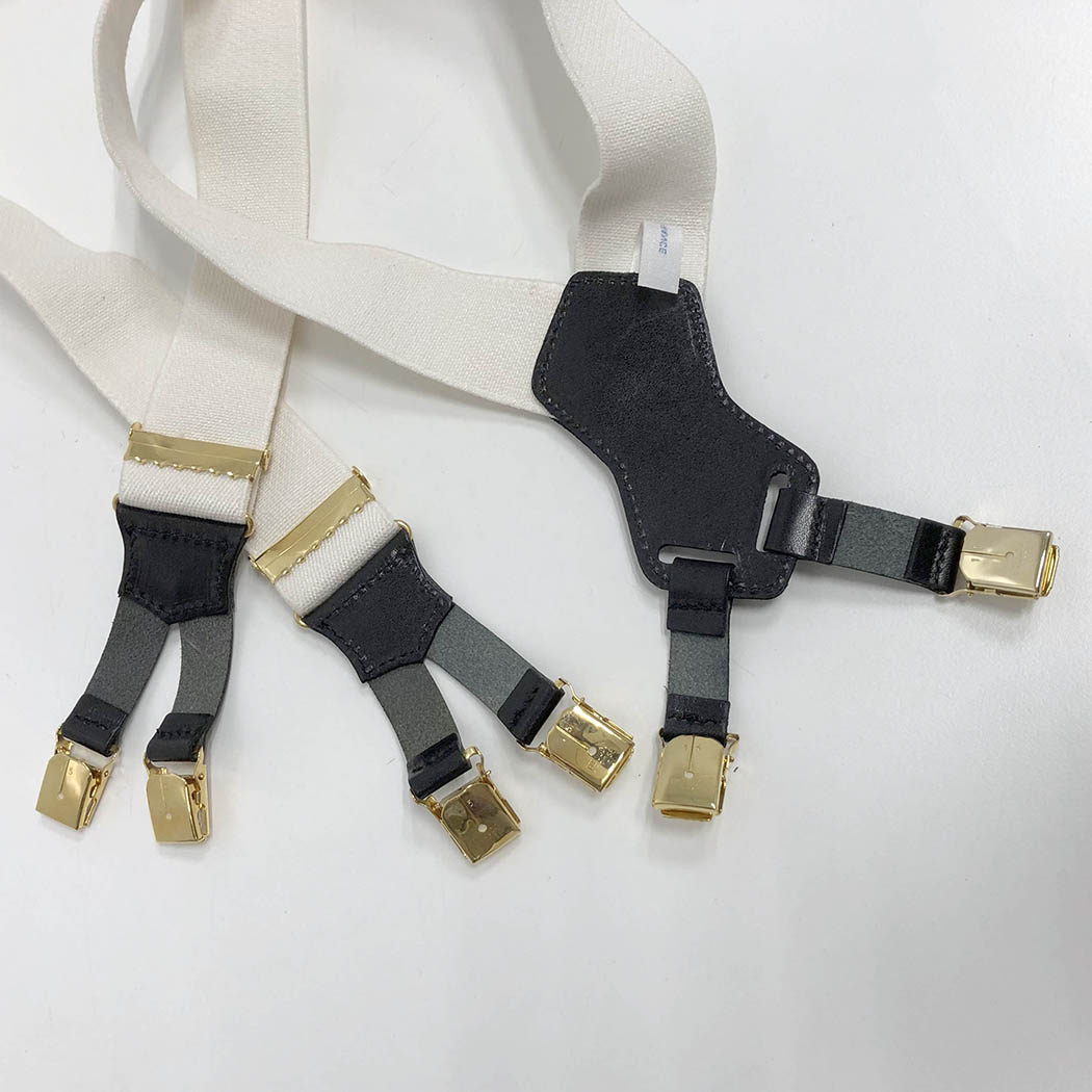 CHANEL（シャネル） サスペンダー イニシャルロゴ プリント ホワイト