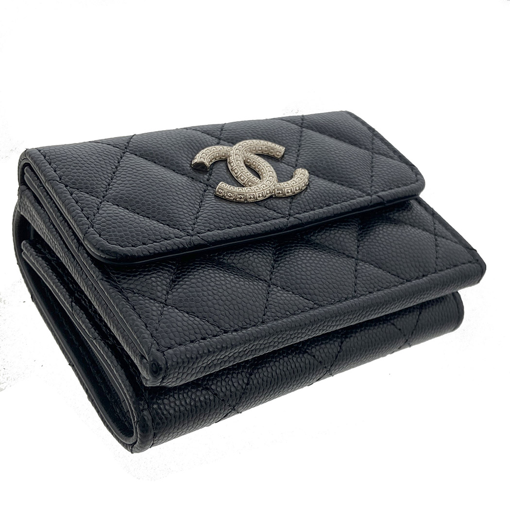【新品未使用】CHANEL シャネル ミニフラップ ウォレット 二つ折り 財布 CHANEL（シャネル） スモールフラップウォレット AP3182 キャビア