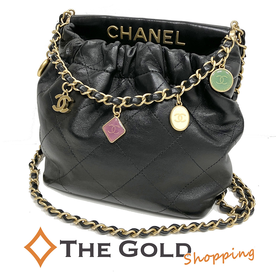 超美品シャネル正規品チェーンバッグ♡ CHANEL（シャネル） ショルダーバッグ MATELASSE マトラッセ AP0238