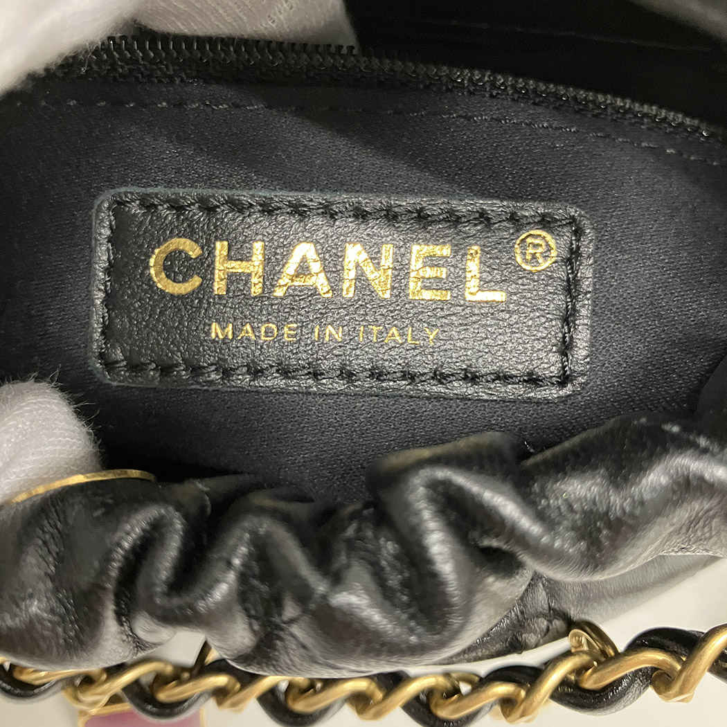CHANEL（シャネル） チェーンショルダーバッグ AS3793 ラムスキン