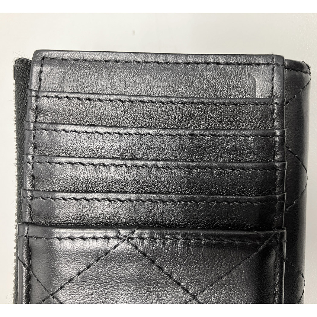 CHANEL　デカココ　ブラック 　ケース　Ｌ字ファスナー CHANEL（シャネル） クラシック ジップカードケース AP3820 カーフ