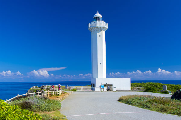 THE LIGHT HOUSE ロゴ