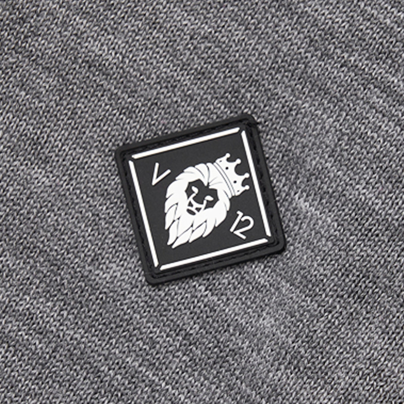 V12（ヴィ・トゥエルヴ） ゴルフ レディース クルーネック セーター