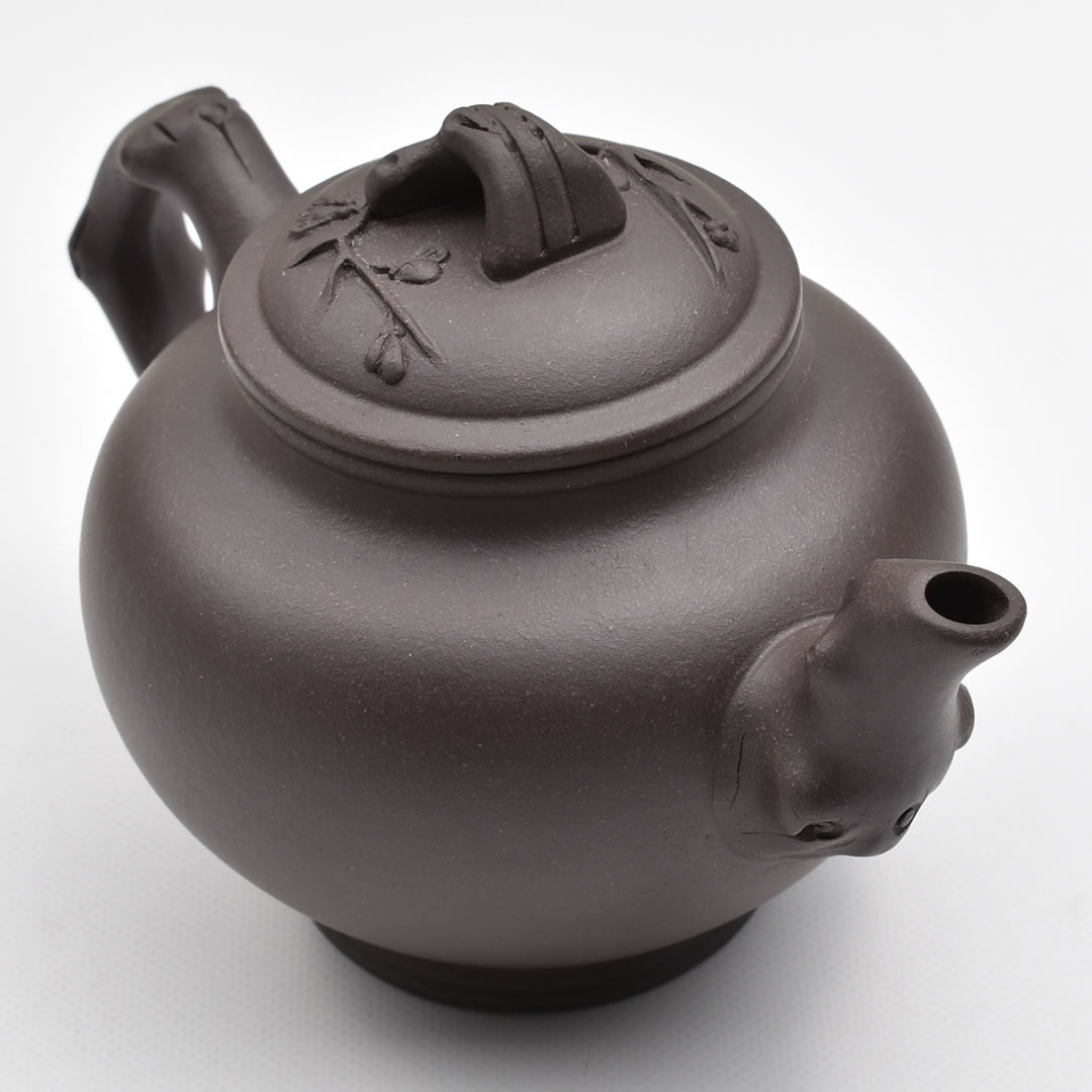 宜興紫砂壺 梅報春（王建英・濃茶） 270ml : 天香茶行・Yahoo店