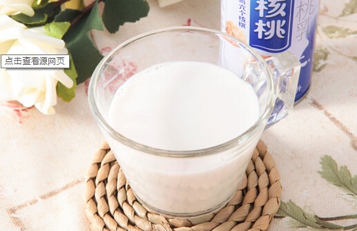 六個核桃 クルミジュース 中華物産 人気商品 中国名物 胡桃飲料 中華