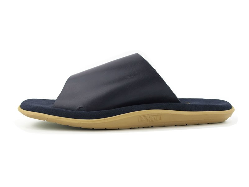 ISLAND SLIPPER SHOWER SANDAL SUEDE 