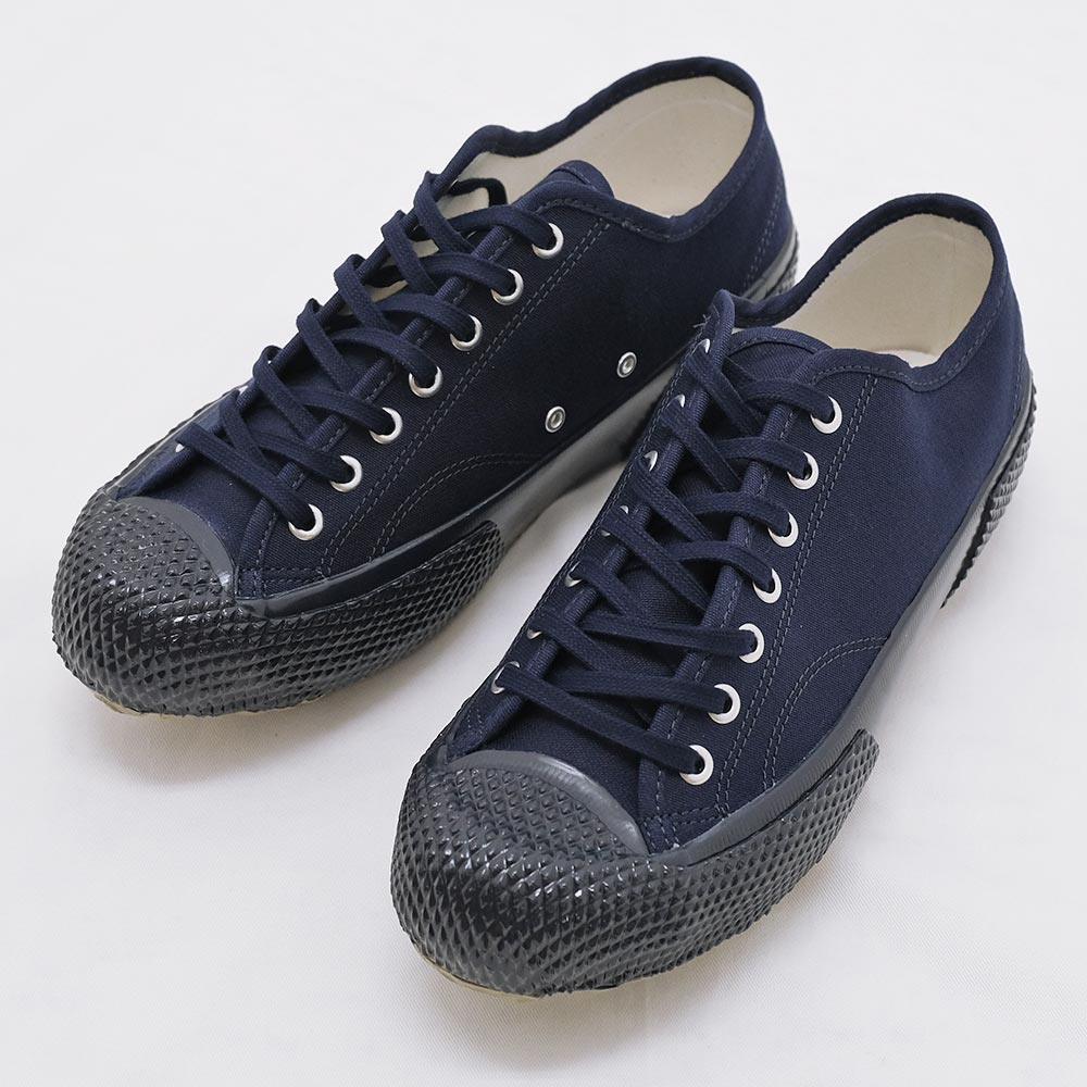スペルガ アーティファクト キャンバス 黒 ブラック 26.63 ARTIFACT BY SUPERGA BROKEN TWILL BLACK LOW CUT | STRAYSHEEP