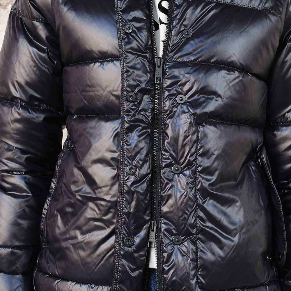 DUVETICA（デュベティカ） ディー ドット ドゥエ ダウンジャケット