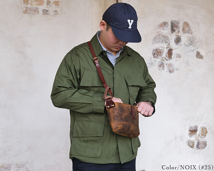 クーズー ＜クーポン対象外＞<br>SLOW スロウ KUDU Latch Shoulder Bag