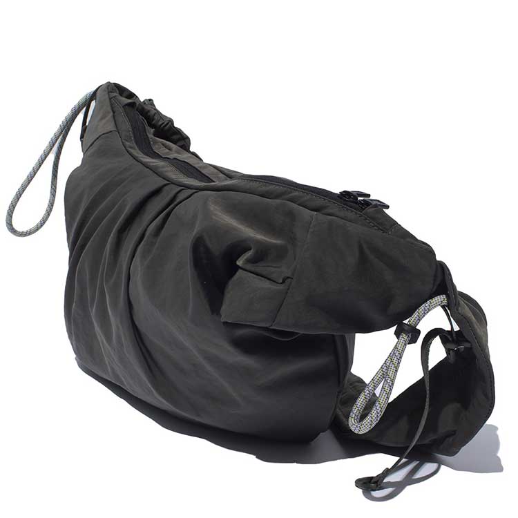 F/CE.（エフシーイー） F/CE. TEXTURED TWILL BODY BAG テクスチャード