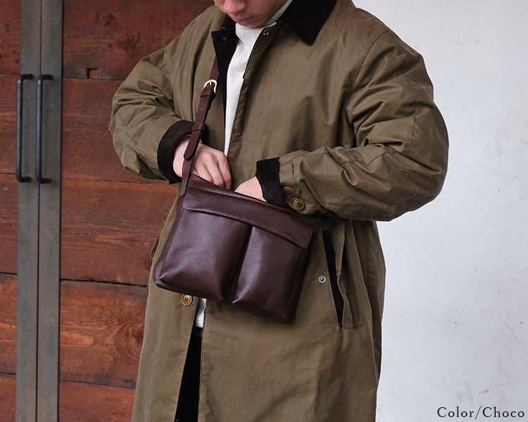 SLOW（スロウ） ＜クーポン対象外＞ cb Helmet Shoulder Bag 858S72R