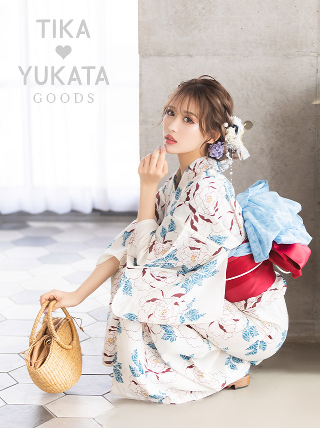★新品未使用★浴衣セット　下駄　カゴバッグ　レディース Amazon.co.jp: 浴衣用下駄かごバッグ セット : ファッション