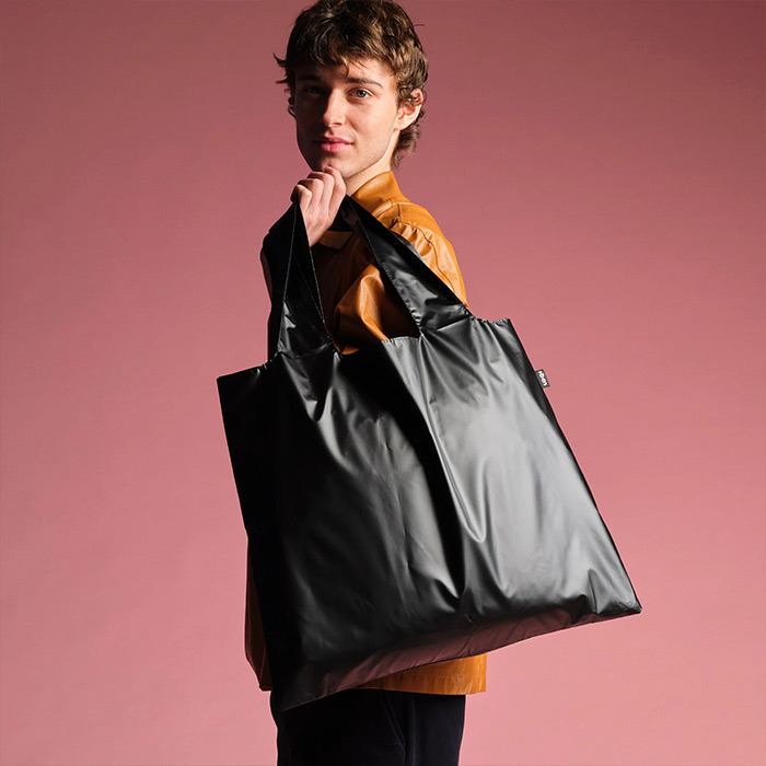 LOQI LOQI METALLIC BAG WITH MINI ZIP ローキー メタリック バッグ 鞄