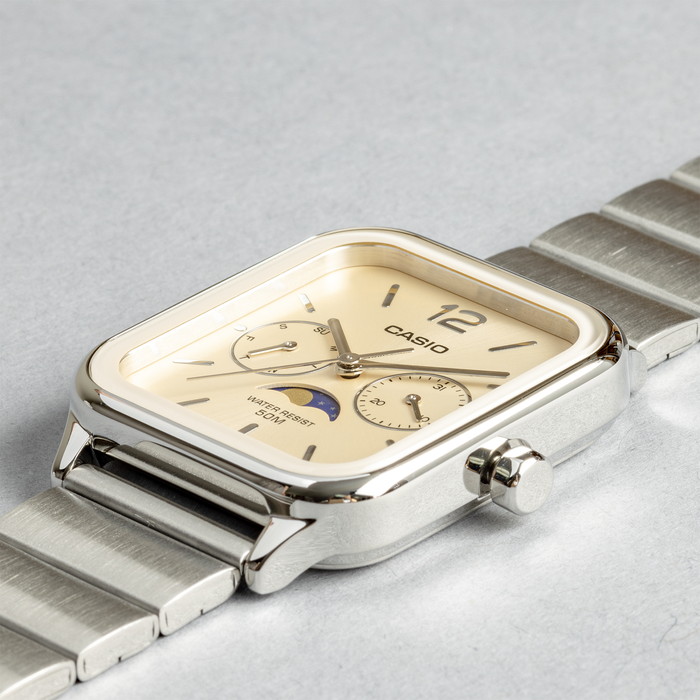 スタンダード（CASIO） 並行輸入品 日本未発売 訳あり 小キズあり