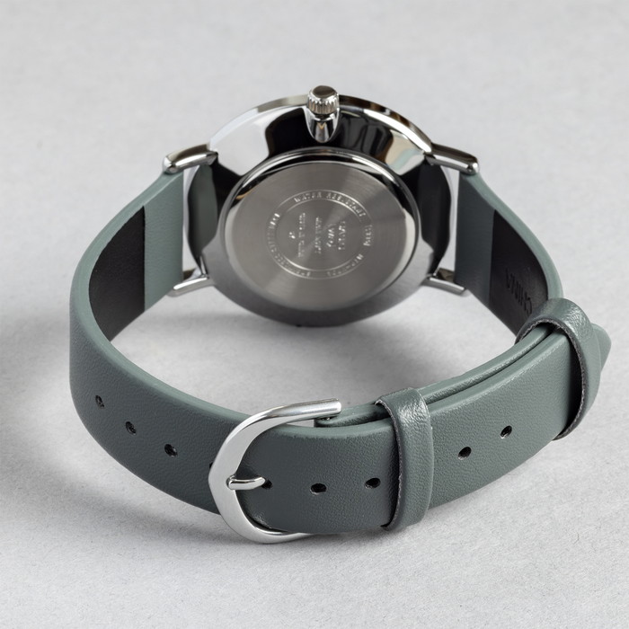 スタンダード（CASIO） 訳あり 小キズあり CASIO STANDARD MEN カシオ