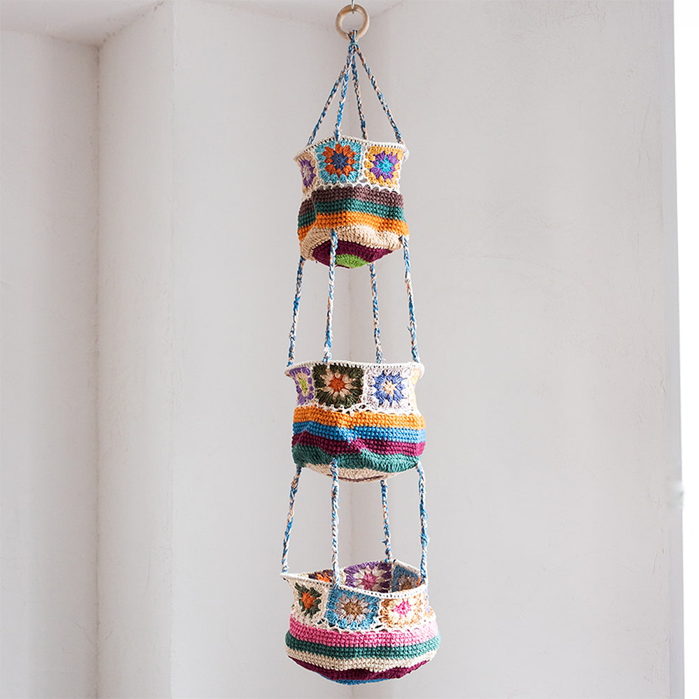 ハンギング ネパール 手作り 小物入れ 手編みコットンのハンギング収納(3段) パステルカラー 吊り下げ収納｜tirakita-shop｜02