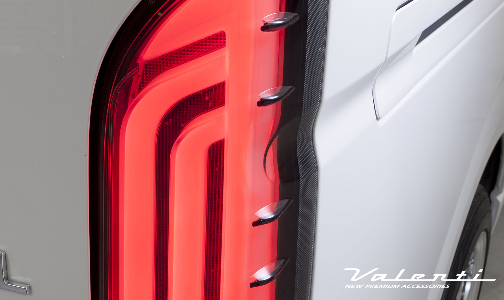 ヴァレンティ VALENTI ジュエルLEDテールランプ シーケンシャル ヴァレンティ VALENTI ジュエルLEDテールランプ シーケンシャル
