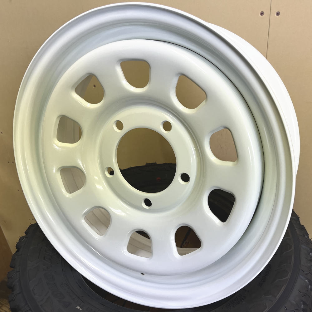 タイヤ・ホイール ? 4本セット！ 16インチ 5.5J+20 139.7-5穴 ビードロック風スチール