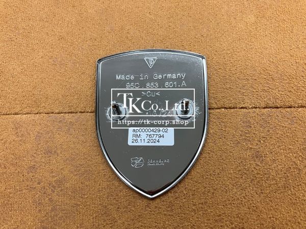 在庫有!!即納】フロントボンネット クレスト エンブレム ポルシェ純正