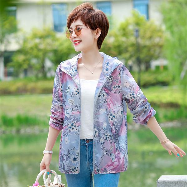 ラッシュガード レディース 接触冷感 UVカット 花柄 パーカー 長袖 フード付き ライトアウター 通気性 紫外線対策 涼感 ゆったり 旅行 自転車 |  | 01