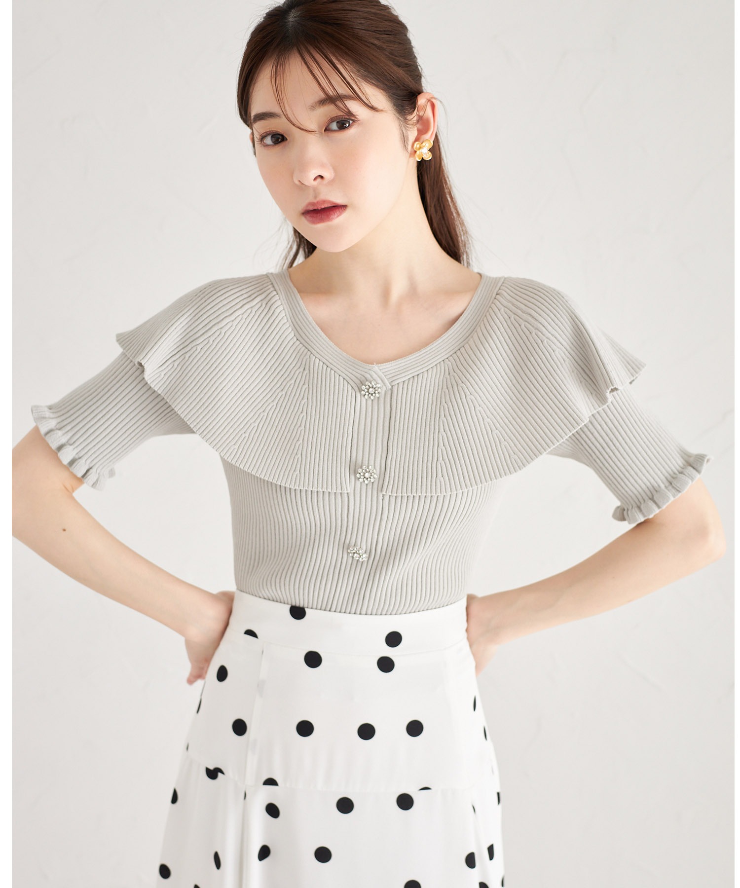 お皿 ❁new arrival❁ ・ ・・ tops【186-183681】 ビジュー飾り釦