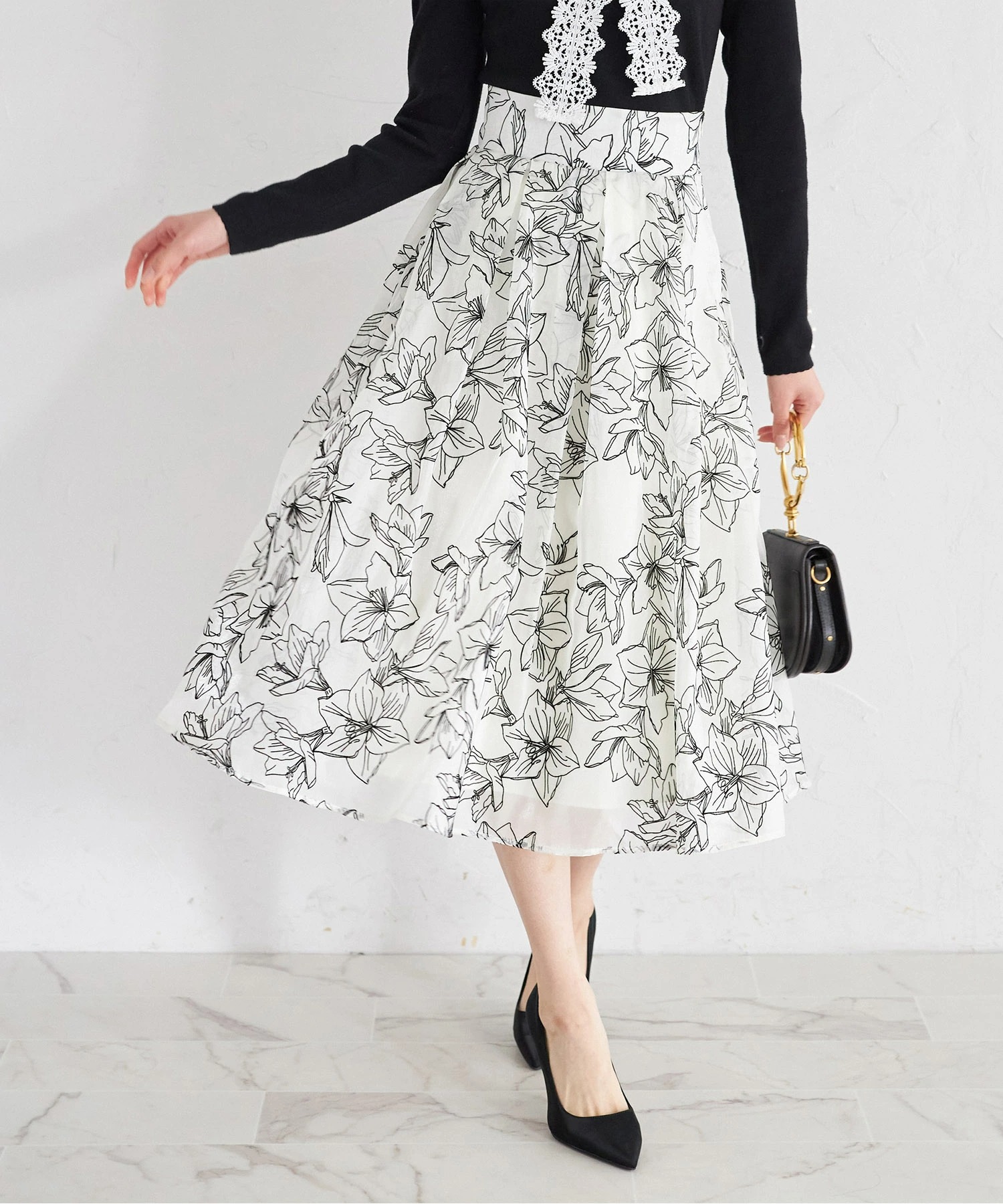 tocco closet（トッコ クローゼット） ラインフラワーフロッキーシアー 