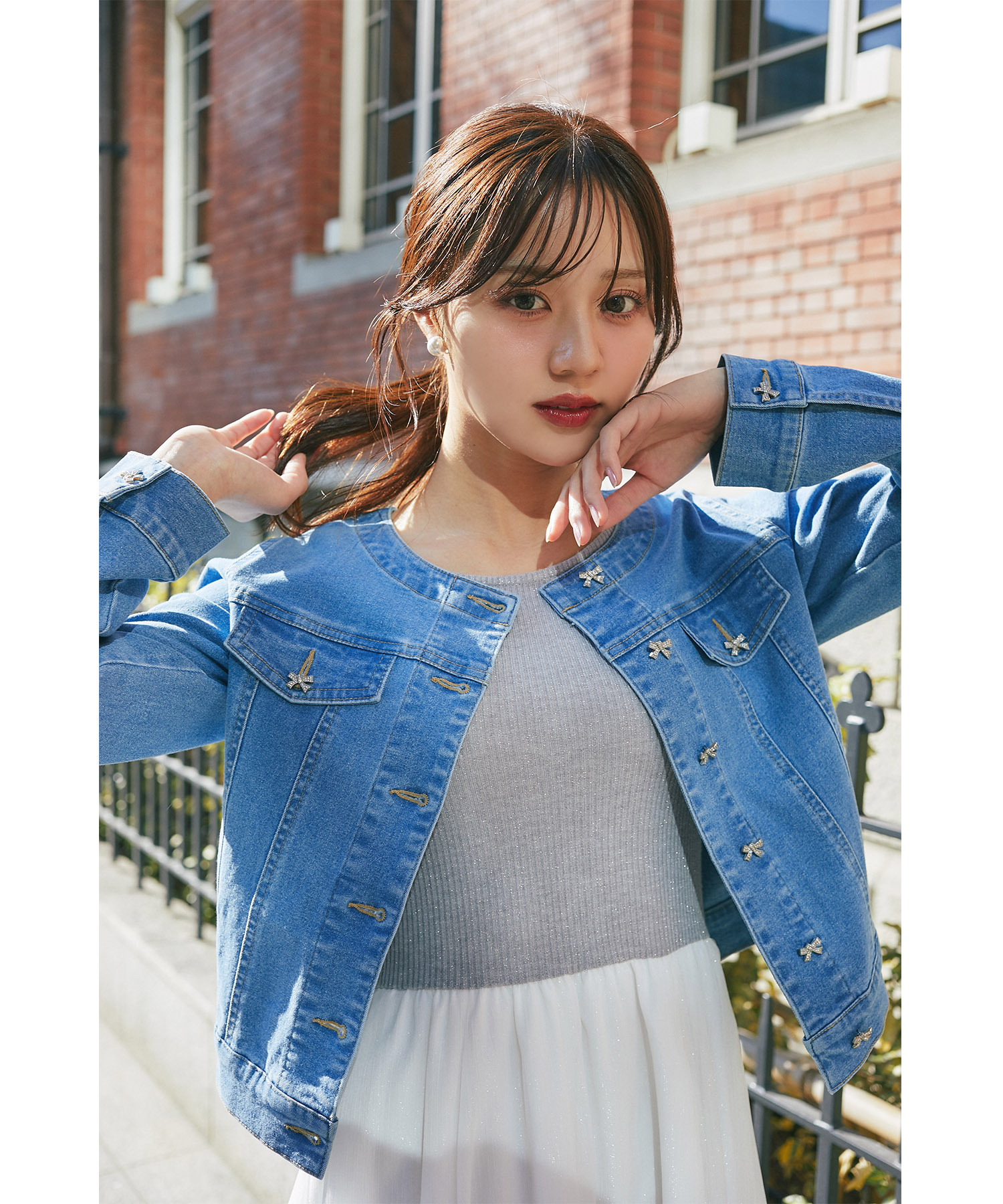 tocco closet（トッコ クローゼット） ビジューリボン釦ノーカラー