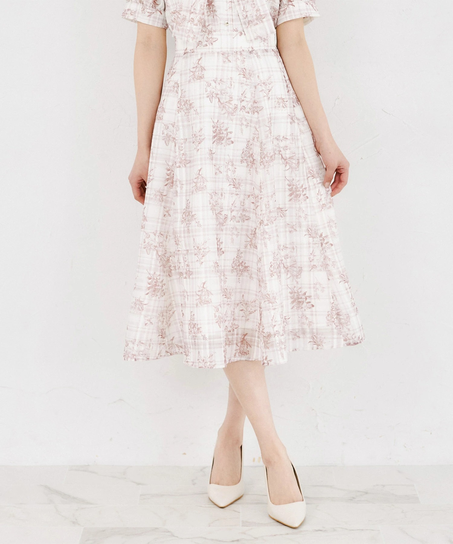 tocco closet（トッコ クローゼット） シアーチェック×フラワー