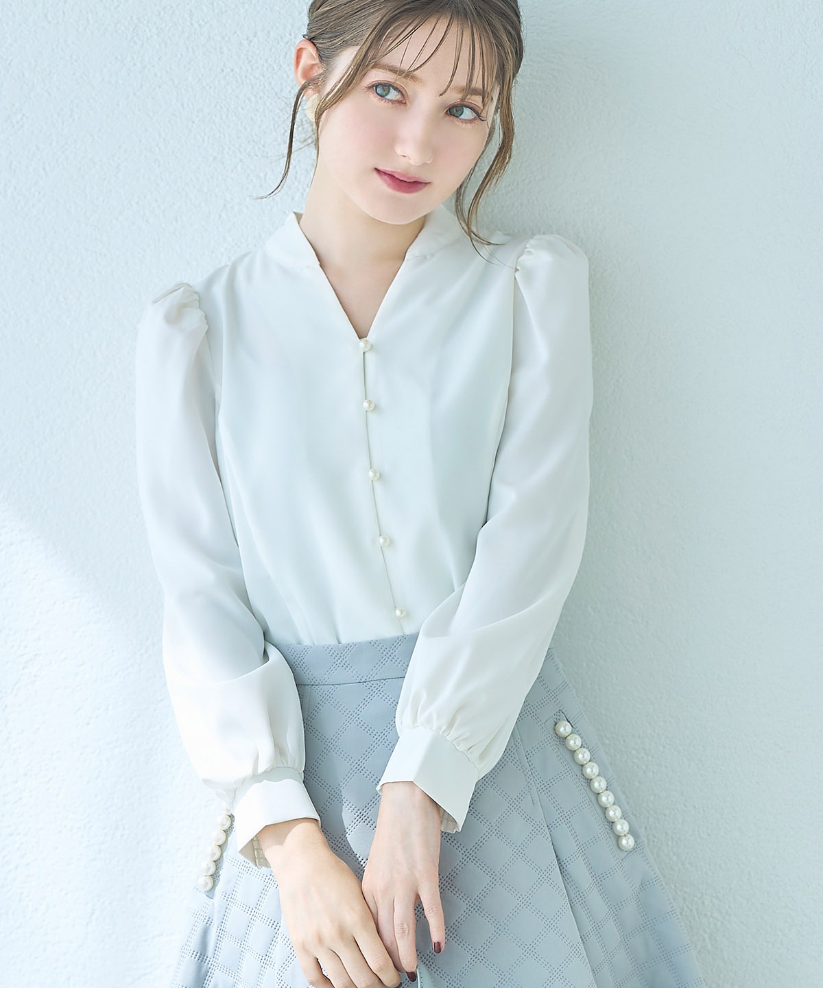 パール釦スタンドスキッパーブラウス【clessa クレッサ】2月22日(土)再販決定☆ tocco closet パール釦スタンドスキッパーブラウス【clessa
