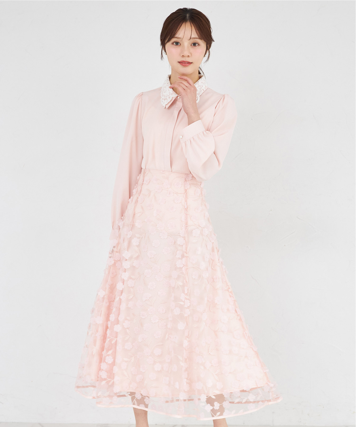 tocco closet（トッコ クローゼット） 立体フラワーモチーフ刺繍シアー