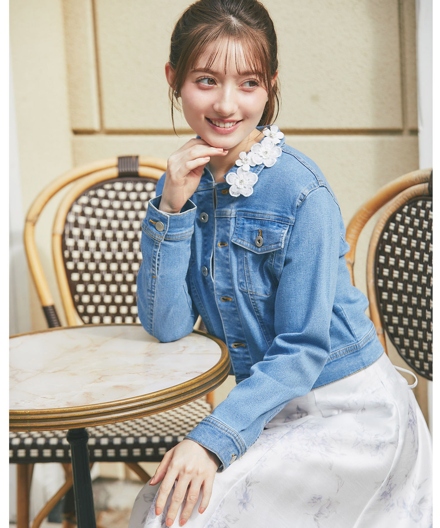 tocco closet（トッコ クローゼット） フラワーレース付きデニム 