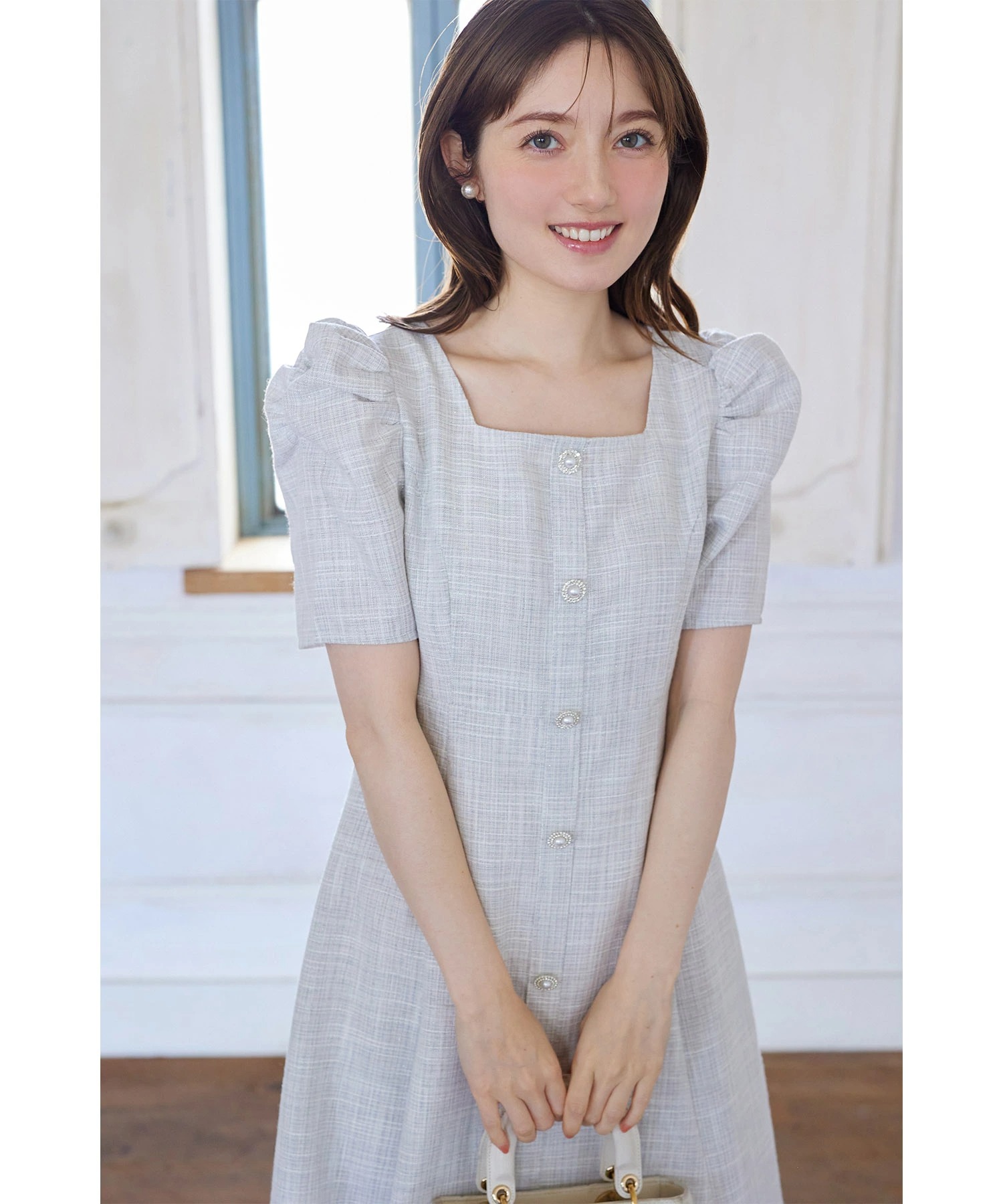 トッコクローゼット パワーショルダーサマーツイードワンピース トッコクローゼット tocco closet パール飾り釦付きパワー