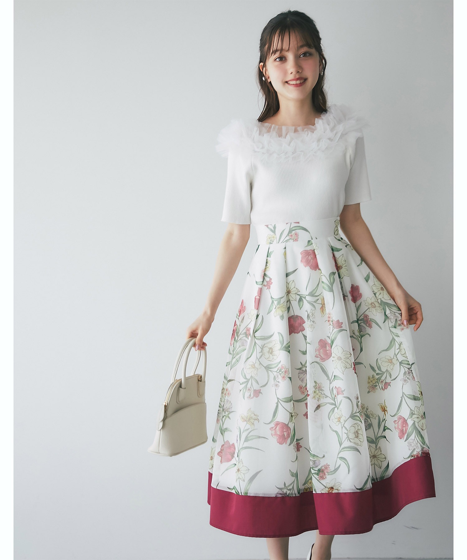 a2356 美品♥️【MSC】裾フレア花柄コート　フリル　華やか　ラメ　フラワー 花柄ワンピース フラワープリント フレアワンピ カジュアル
