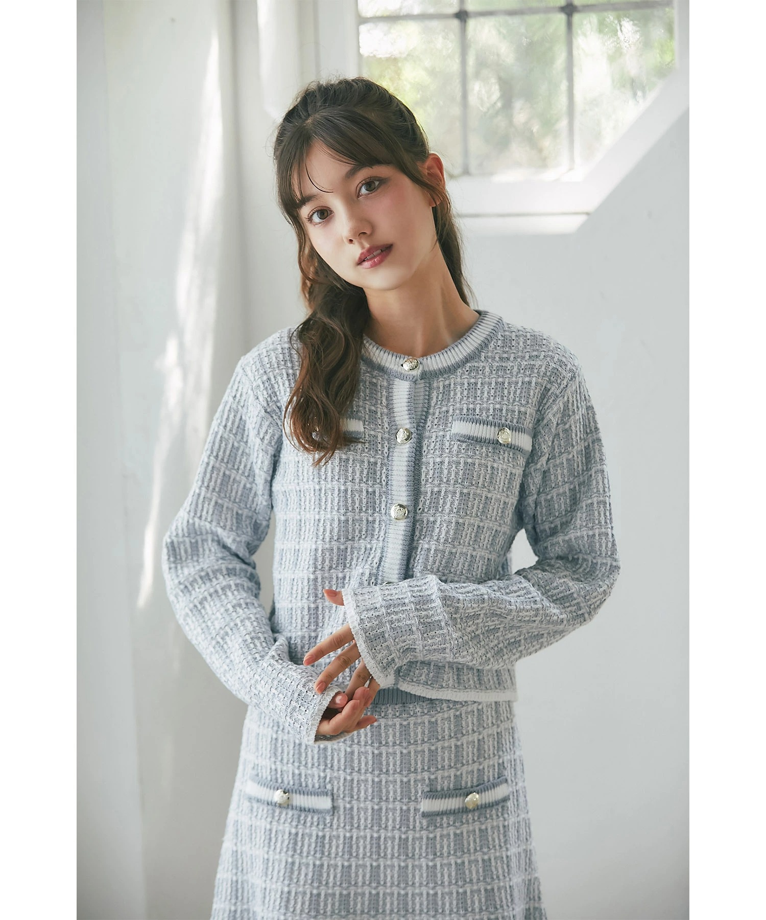 tocco closet（トッコ クローゼット） エンブレム釦ツイード風ニット