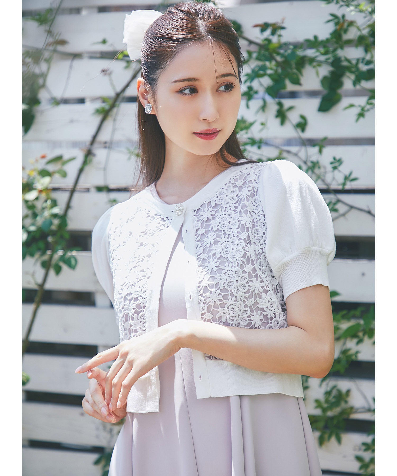 リリーページ tocco closet パールビジュー釦フラワーレース切り替えニット