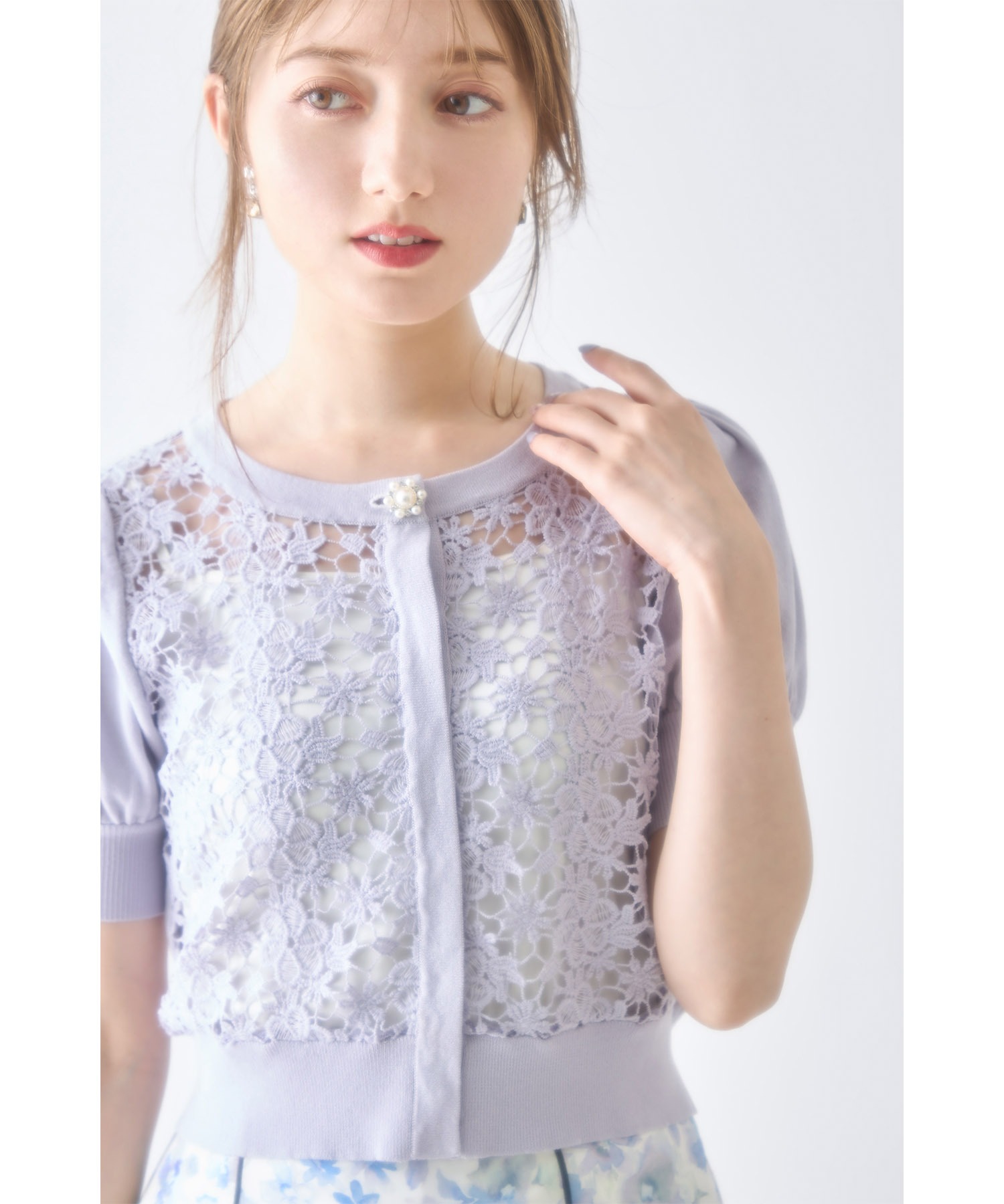 リリーページ tocco closet パールビジュー釦フラワーレース切り替えニット